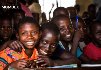 Mumuex inicia el plan de educación benéfica en África, apoyando la difusión de tecnología y la formación de talento